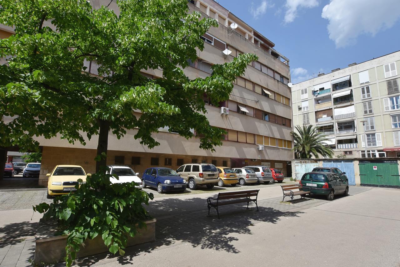 Borna & Roko Apartments Free Parking ザダル エクステリア 写真